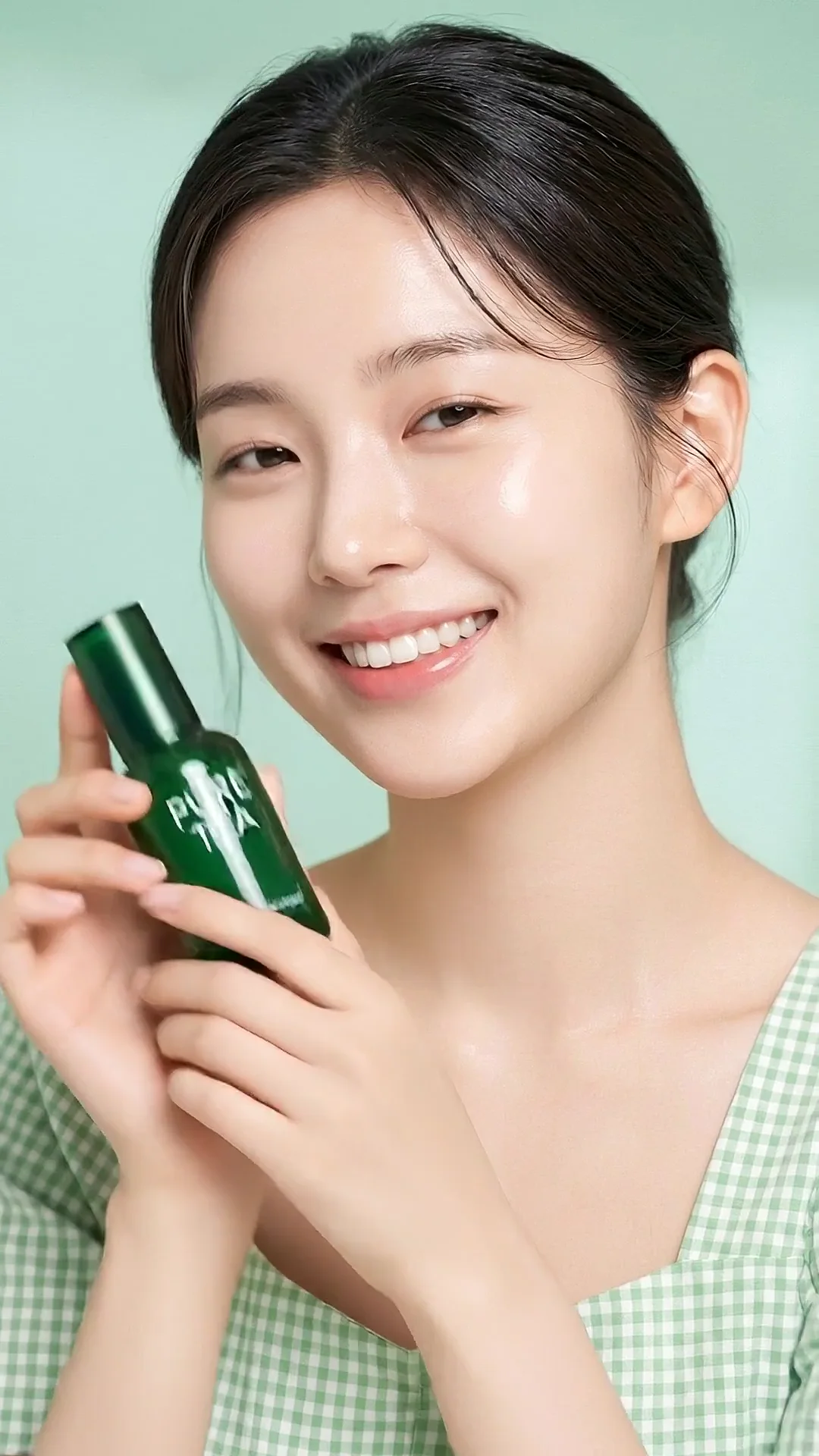화장품·뷰티 홍보용 숏츠 제작 사례 – 그린티 세럼 사용 숏츠 | 숏츠·쇼핑몰 동영상 제작 대행 | 스튜디오숲 STUDIO SOOP